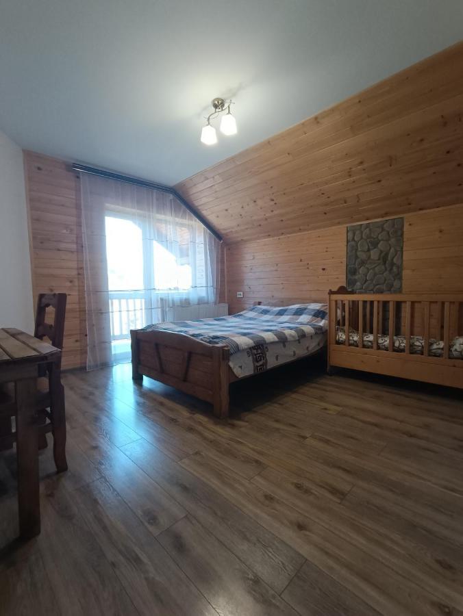 Кам'Яний Двір Mykulychyn Exterior photo