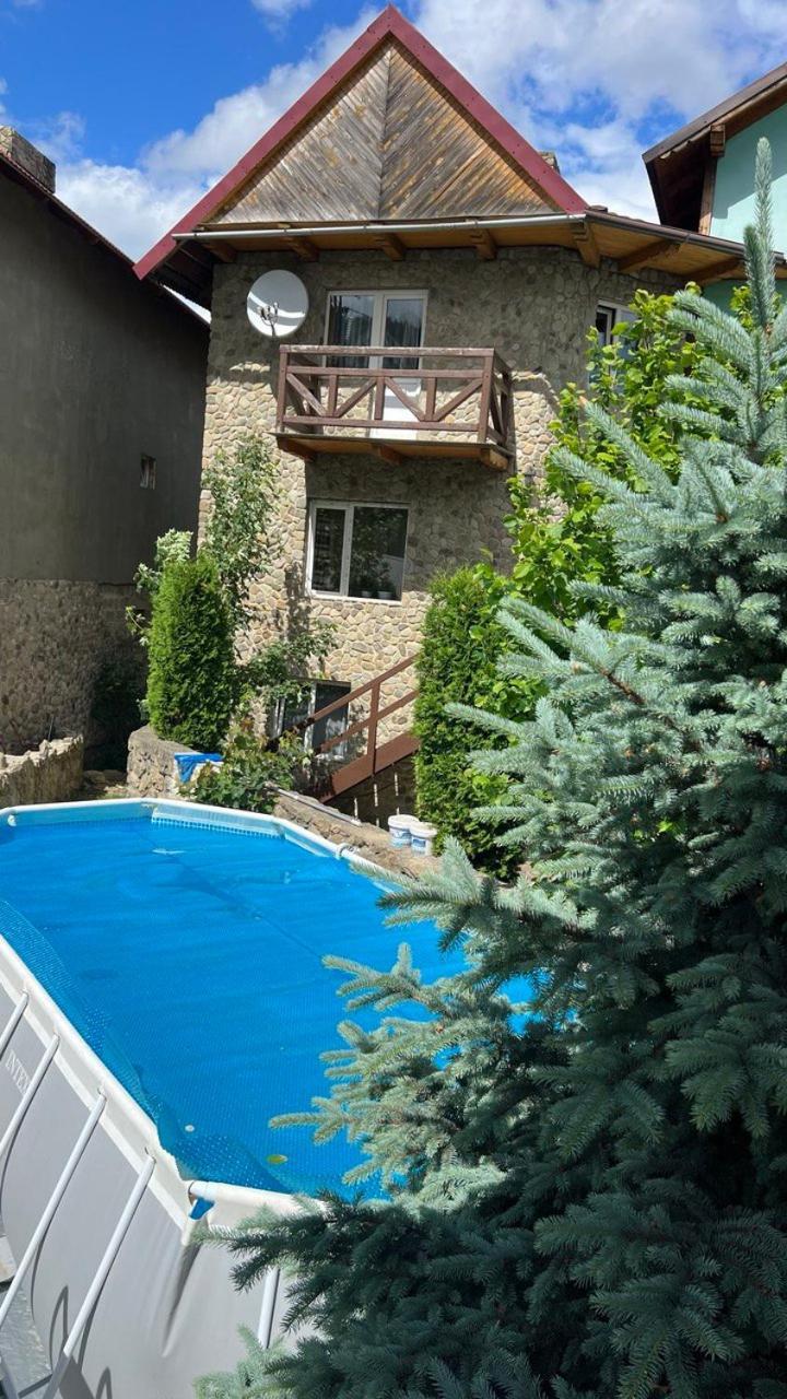 Кам'Яний Двір Mykulychyn Exterior photo