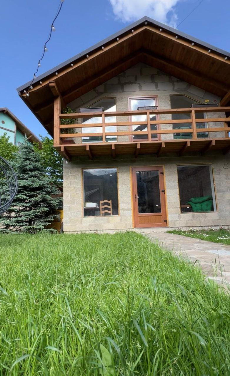 Кам'Яний Двір Mykulychyn Exterior photo